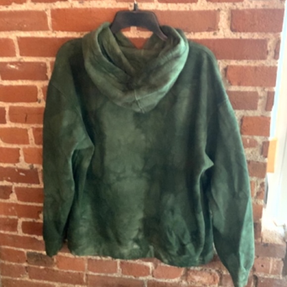 🐅 The Mountain VINTAGE Hoodie TIGERS Green Tie Dye Unisex Sweatshirt Medium - Picture 5 of 16